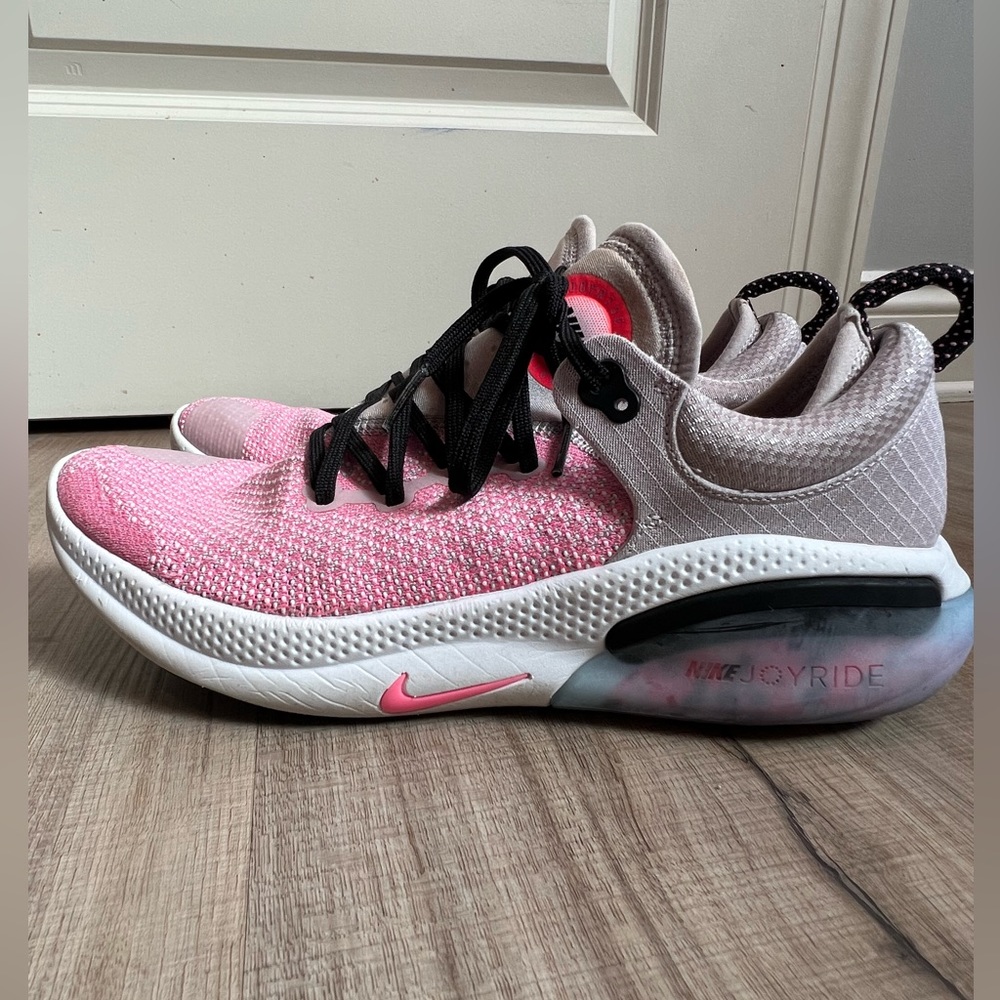 Nike Women’s “joyride” Run Flyknit running shoes. Size 11.
